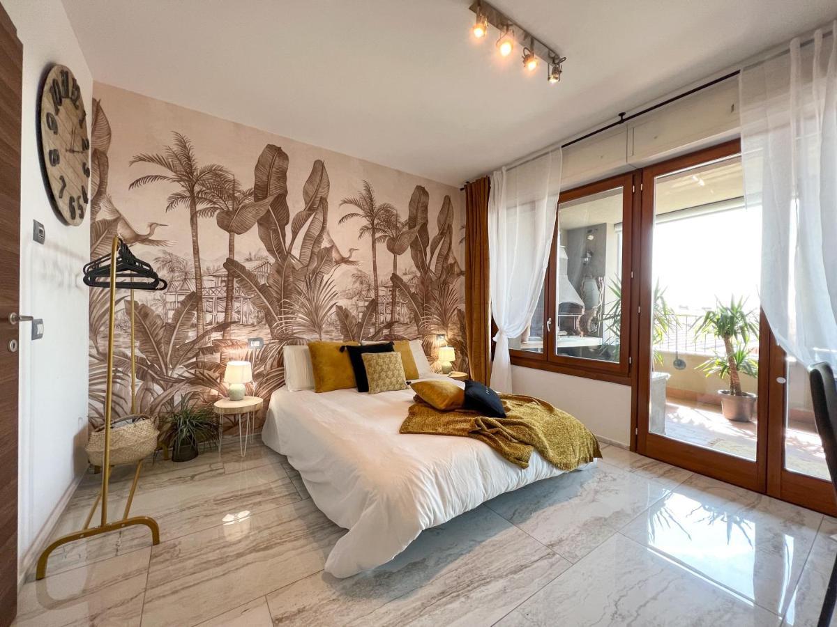 Holy-Day Rooms Milano Exterior photo